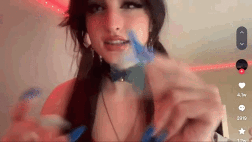 国产小视频福利视频,揭秘热门短视频背后的精彩故事 第3张 国产小视频福利视频,揭秘热门短视频背后的精彩故事 第3张